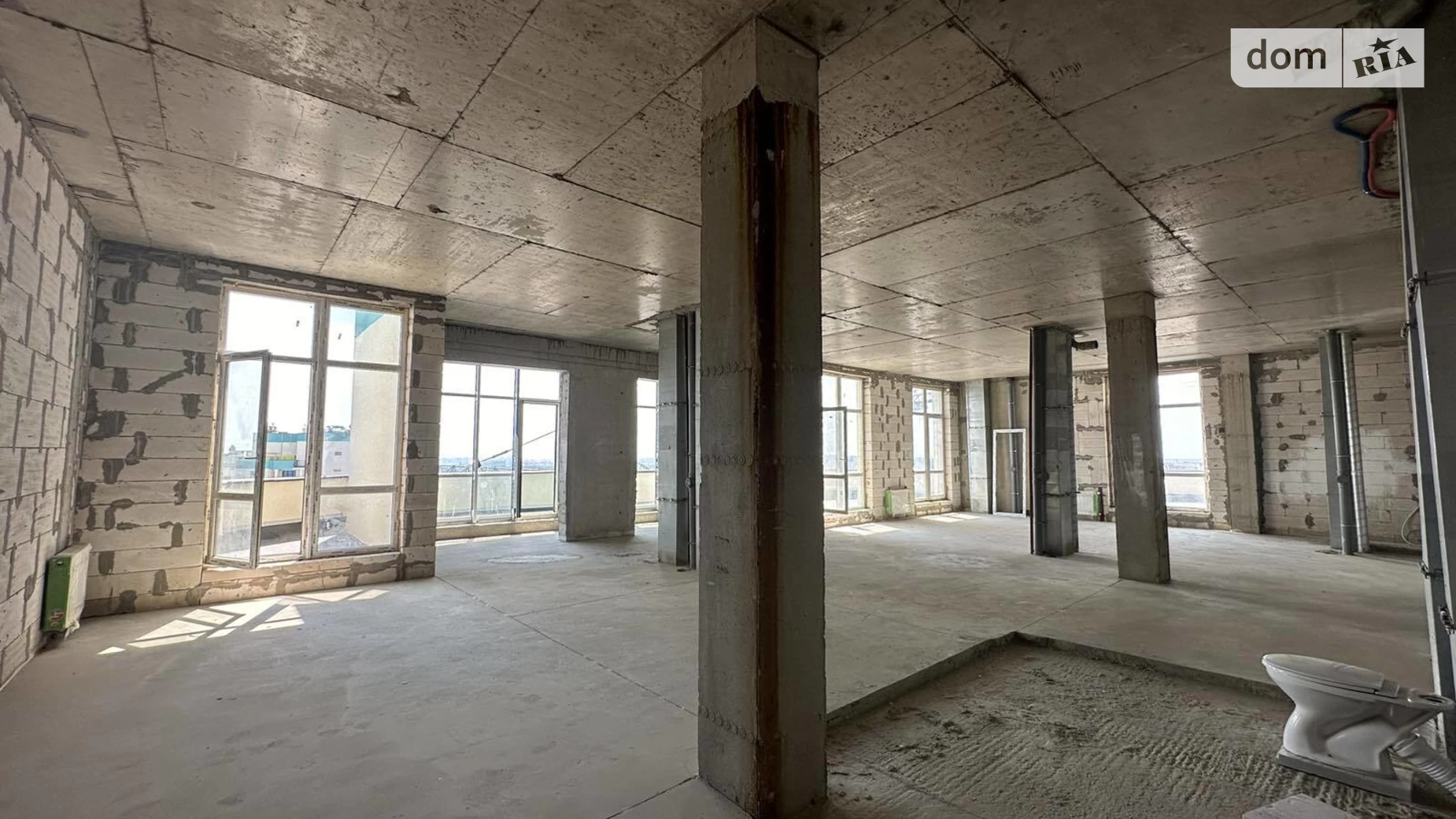 Продается 1-комнатная квартира 41.5 кв. м в Одессе, Фонтанская дор., 122 - фото 2