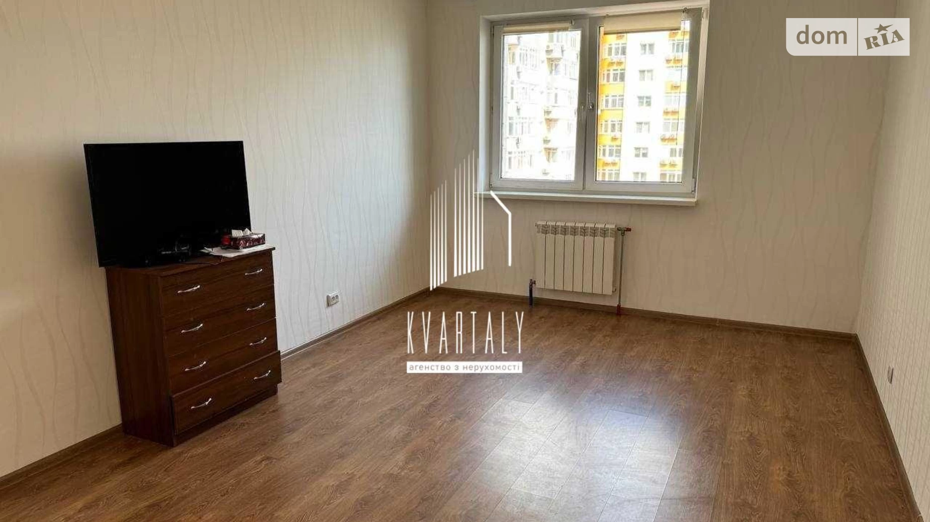 Продается 1-комнатная квартира 45 кв. м в Киеве, ул. Юрия Кондратюка, 5 - фото 2