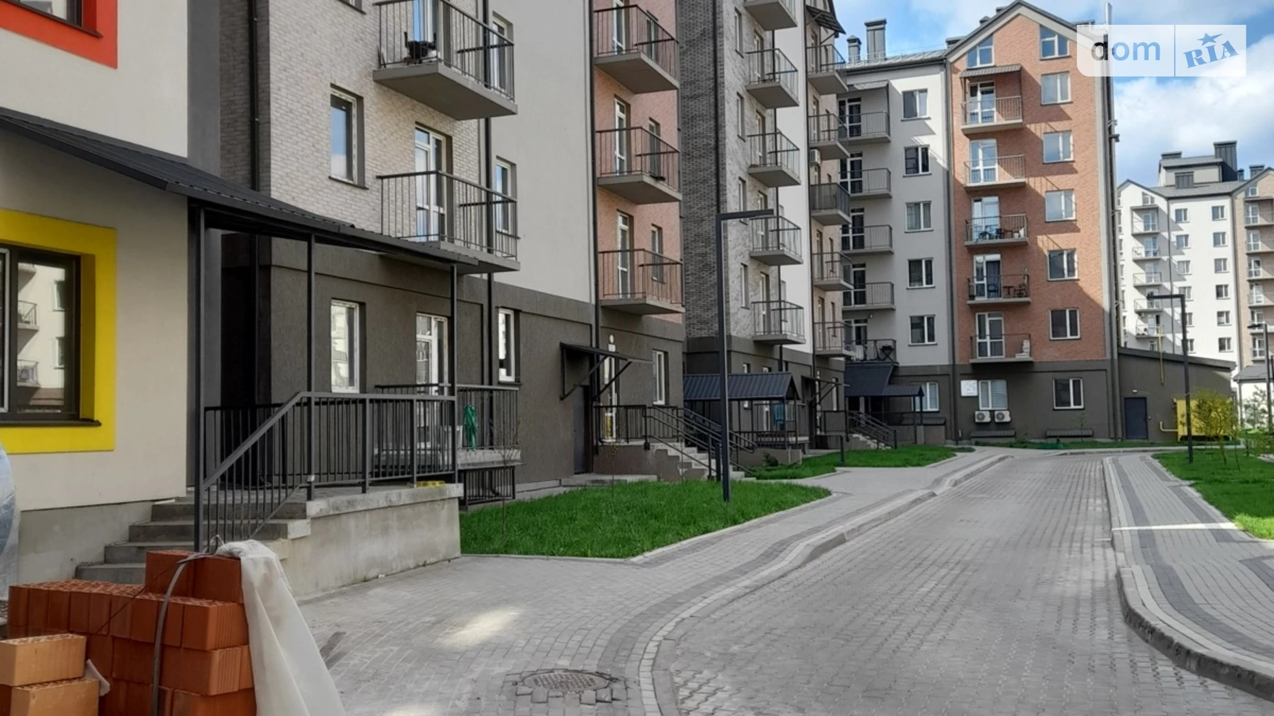 Продается 1-комнатная квартира 35.1 кв. м в Броварах - фото 2
