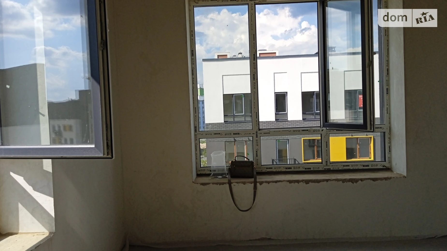 Продается 1-комнатная квартира 38 кв. м в Ирпене, ул. Соборная(ІІІ Интернационала), 2К/16 - фото 2