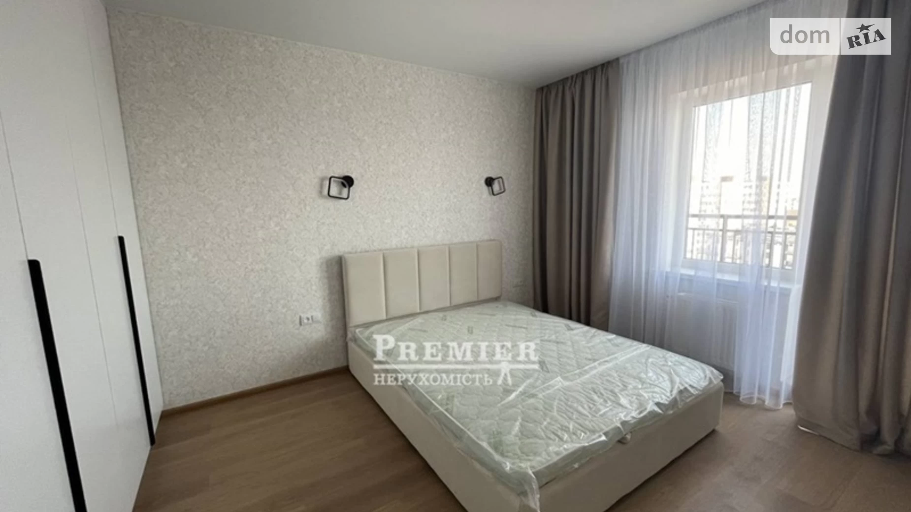 Продається 1-кімнатна квартира 40 кв. м у Одесі, вул. Академіка Сахарова, 3А - фото 2
