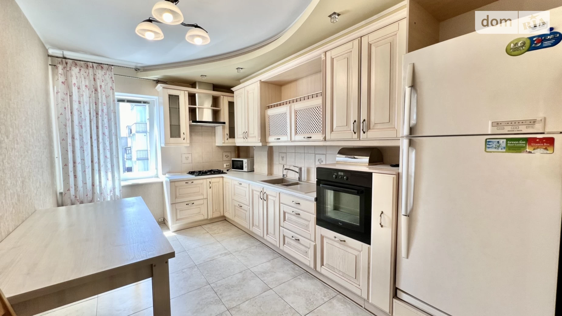Продается 2-комнатная квартира 84 кв. м в Виннице, ул. Острожского - фото 2