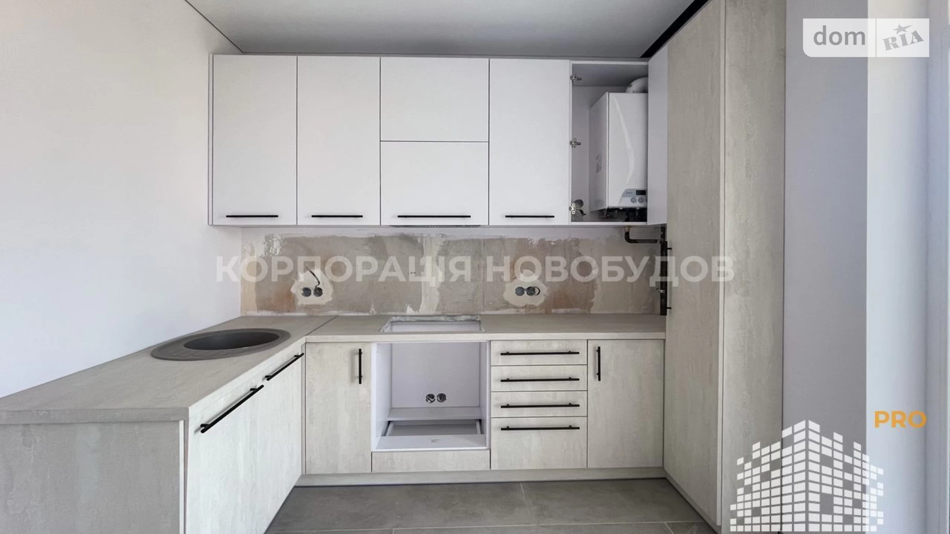 Продается 1-комнатная квартира 34 кв. м в Ужгороде, ул. Богомольца - фото 2