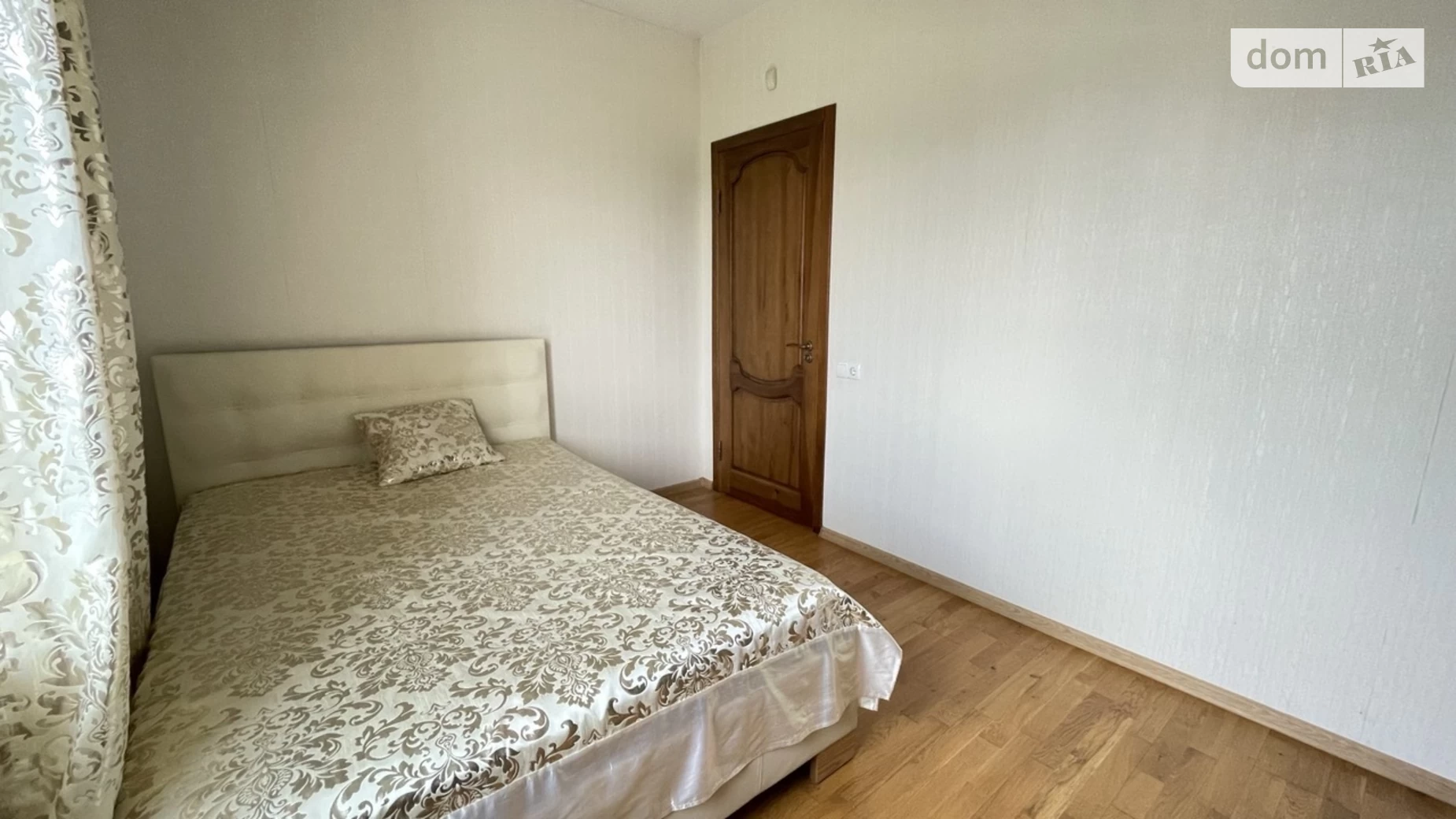 Продается дом на 3 этажа 155 кв. м с бассейном, цена: 123000 $ - фото 3