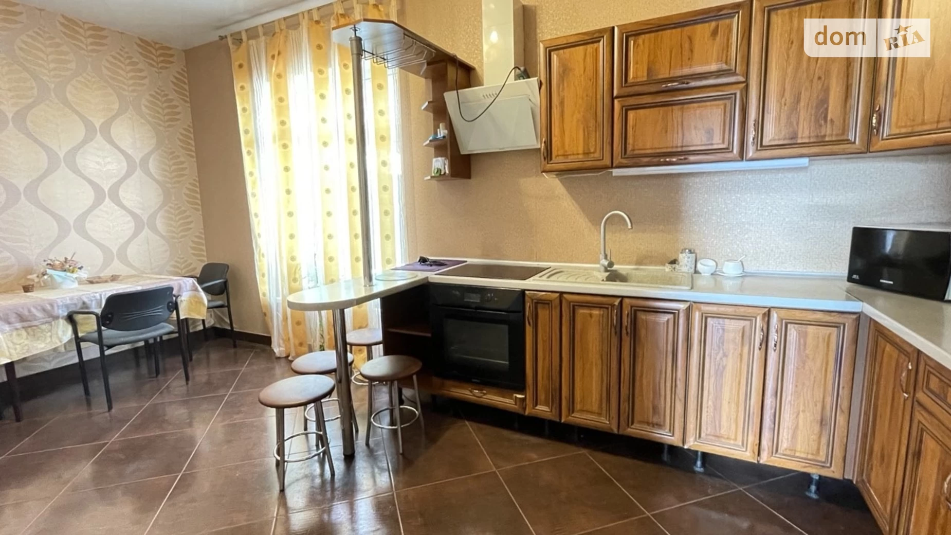 Продается дом на 3 этажа 155 кв. м с бассейном, цена: 123000 $ - фото 5