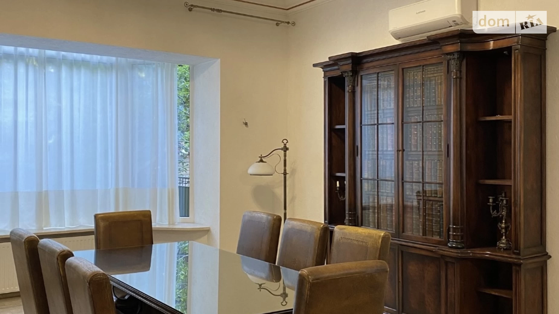 Сдается в аренду дом на 2 этажа 380 кв. м с гаражом, цена: 11000 € - фото 4