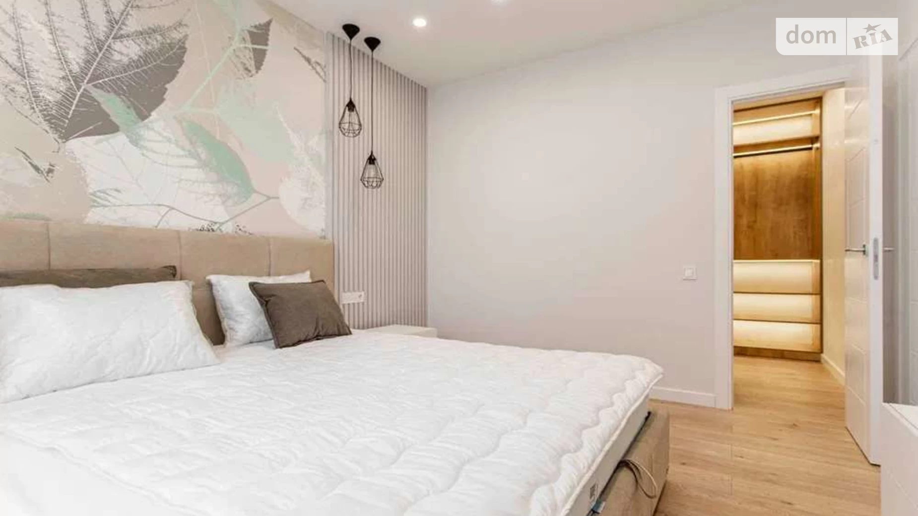 Продается 2-комнатная квартира 62.9 кв. м в Киеве, ул. Маккейна Джона, 1Б - фото 4