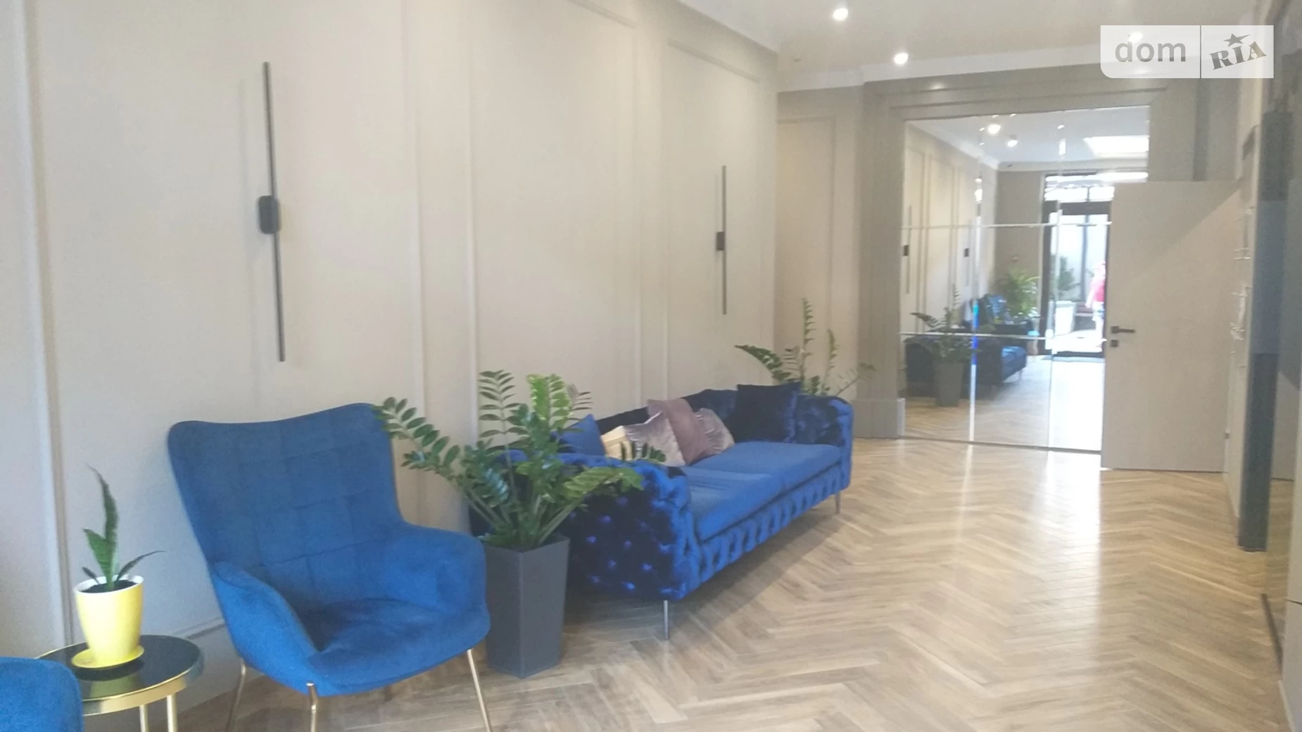 Продається 2-кімнатна квартира 56 кв. м у Одесі, вул. Карантинна - фото 2