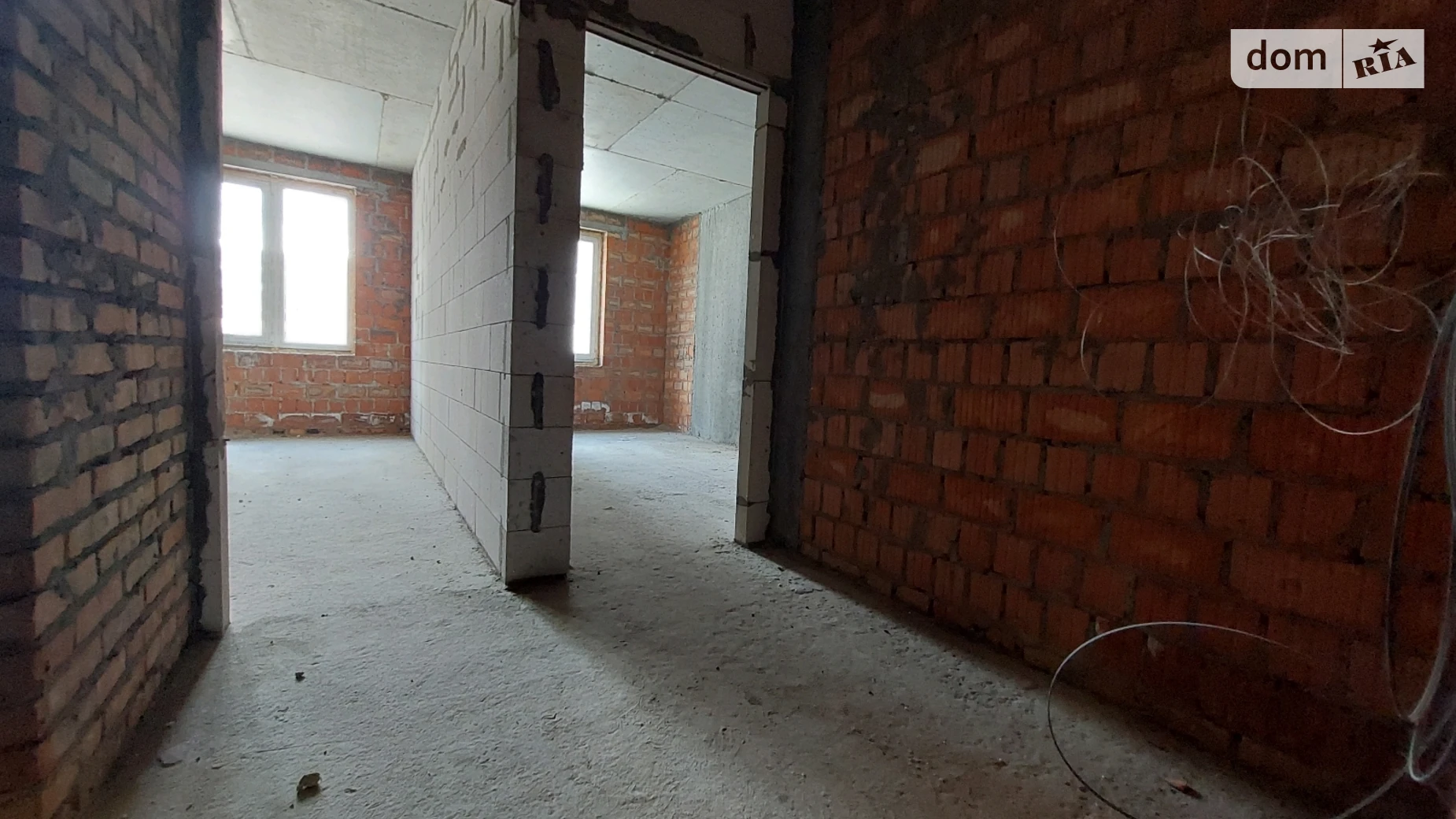 Продается 1-комнатная квартира 38 кв. м в Ирпене, ул. Университетская(Карла Маркса), 1М - фото 2