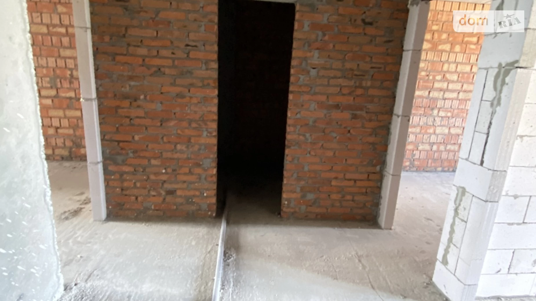 Продается 2-комнатная квартира 66.4 кв. м в Ирпене, ул. Университетская(Карла Маркса), 1М - фото 2