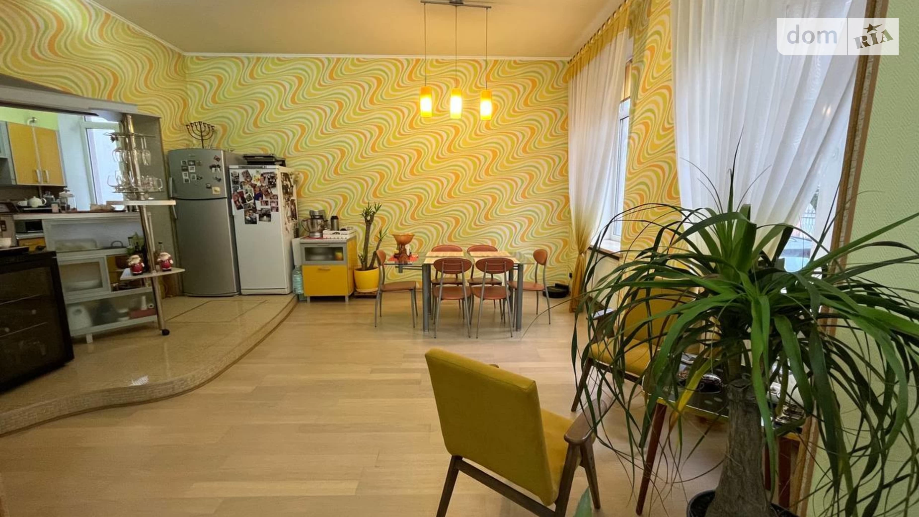 Продається 4-кімнатна квартира 243.5 кв. м у Чернівцях, вул. Хмельницького Богдана - фото 5