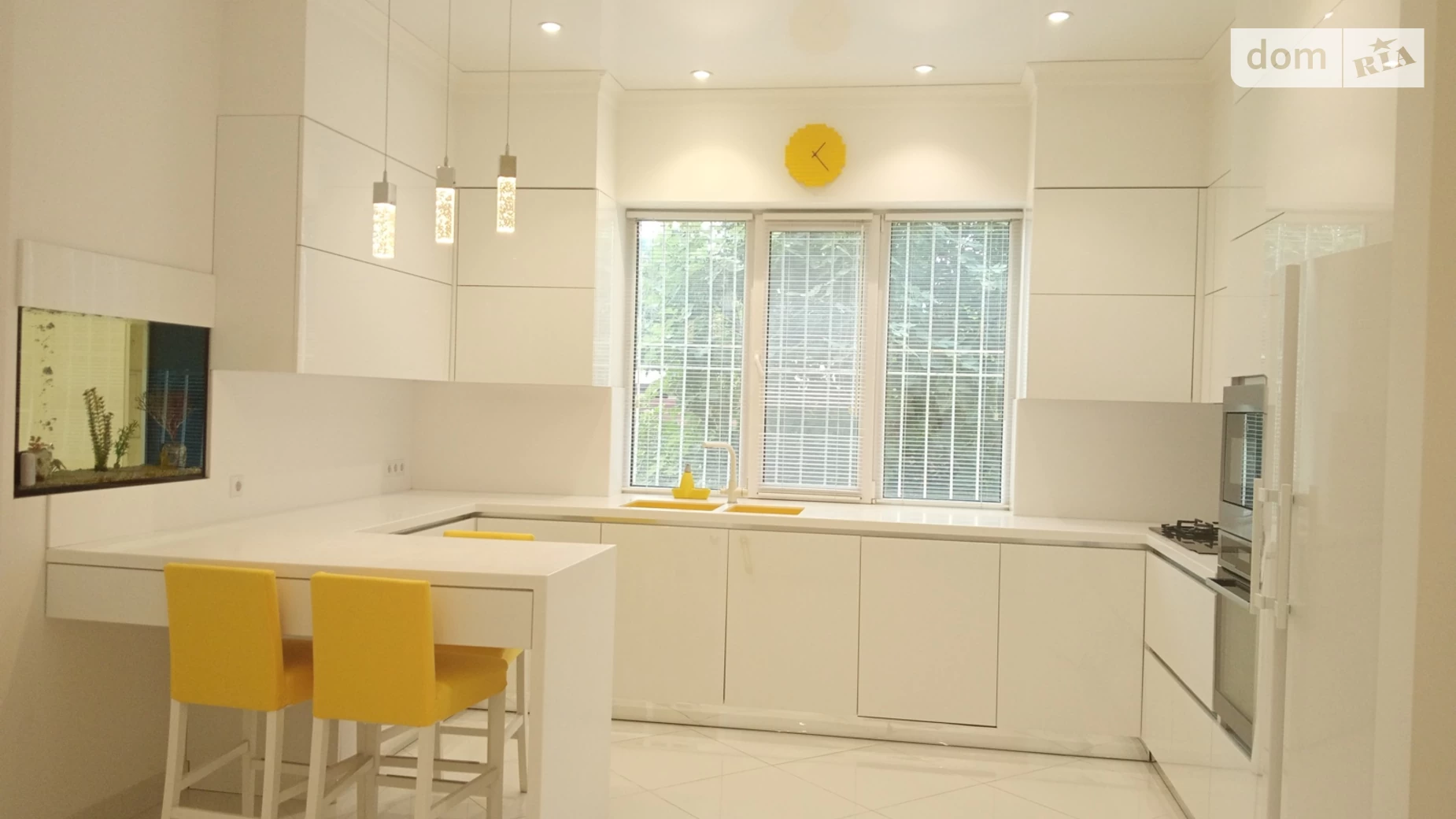 Продается дом на 2 этажа 225 кв. м с верандой, цена: 350000 $ - фото 3