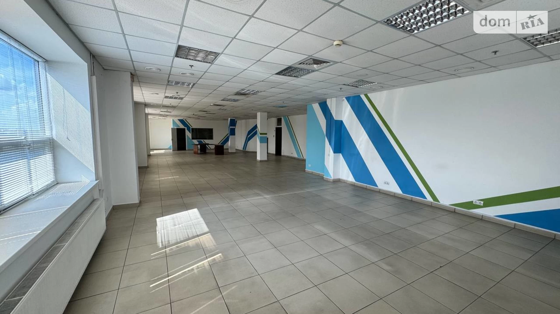 Сдается в аренду офис 450 кв. м в бизнес-центре, цена: 80520 грн - фото 3