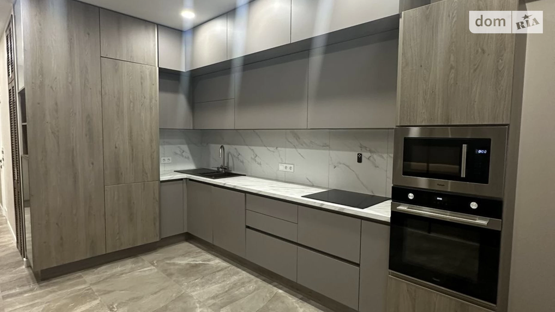 Продається 1-кімнатна квартира 77.9 кв. м у Одесі, вул. Новоберегова, 12А - фото 3