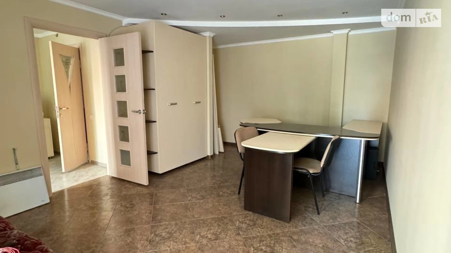 Продается офис 30 кв. м в бизнес-центре, цена: 28500 $ - фото 2