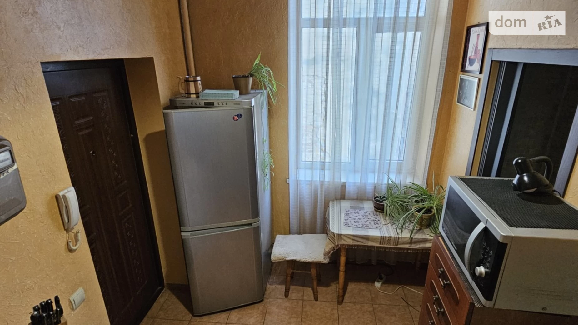 Сдается в аренду 1-комнатная квартира 35 кв. м в Львове, ул. Хмельницкого Богдана - фото 2