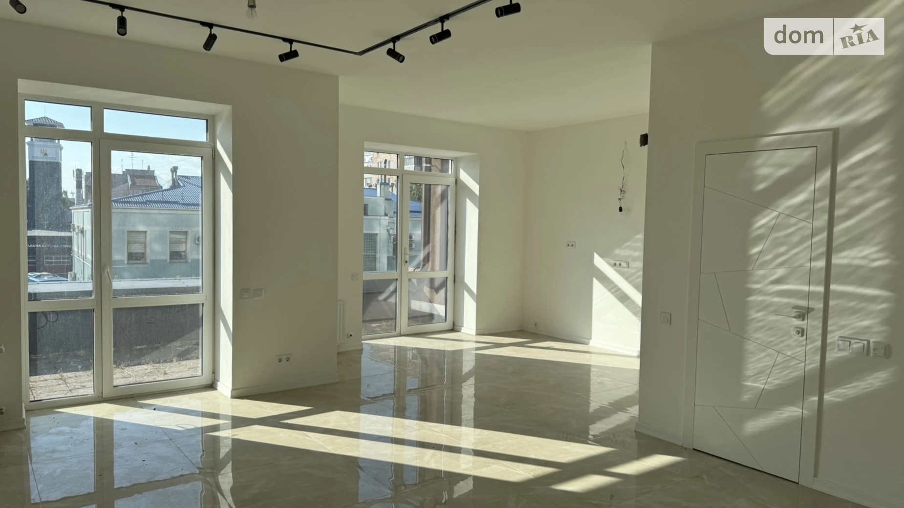 Продается 1-комнатная квартира 64 кв. м в Ровно, ул. Мазепы Гетьмана, 3 - фото 4