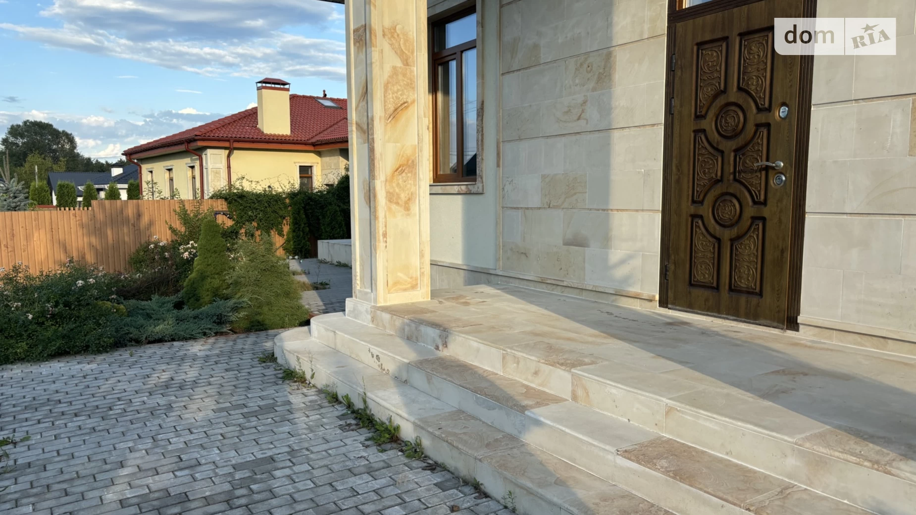 Продается одноэтажный дом 250 кв. м с баней/сауной, цена: 260000 $ - фото 3