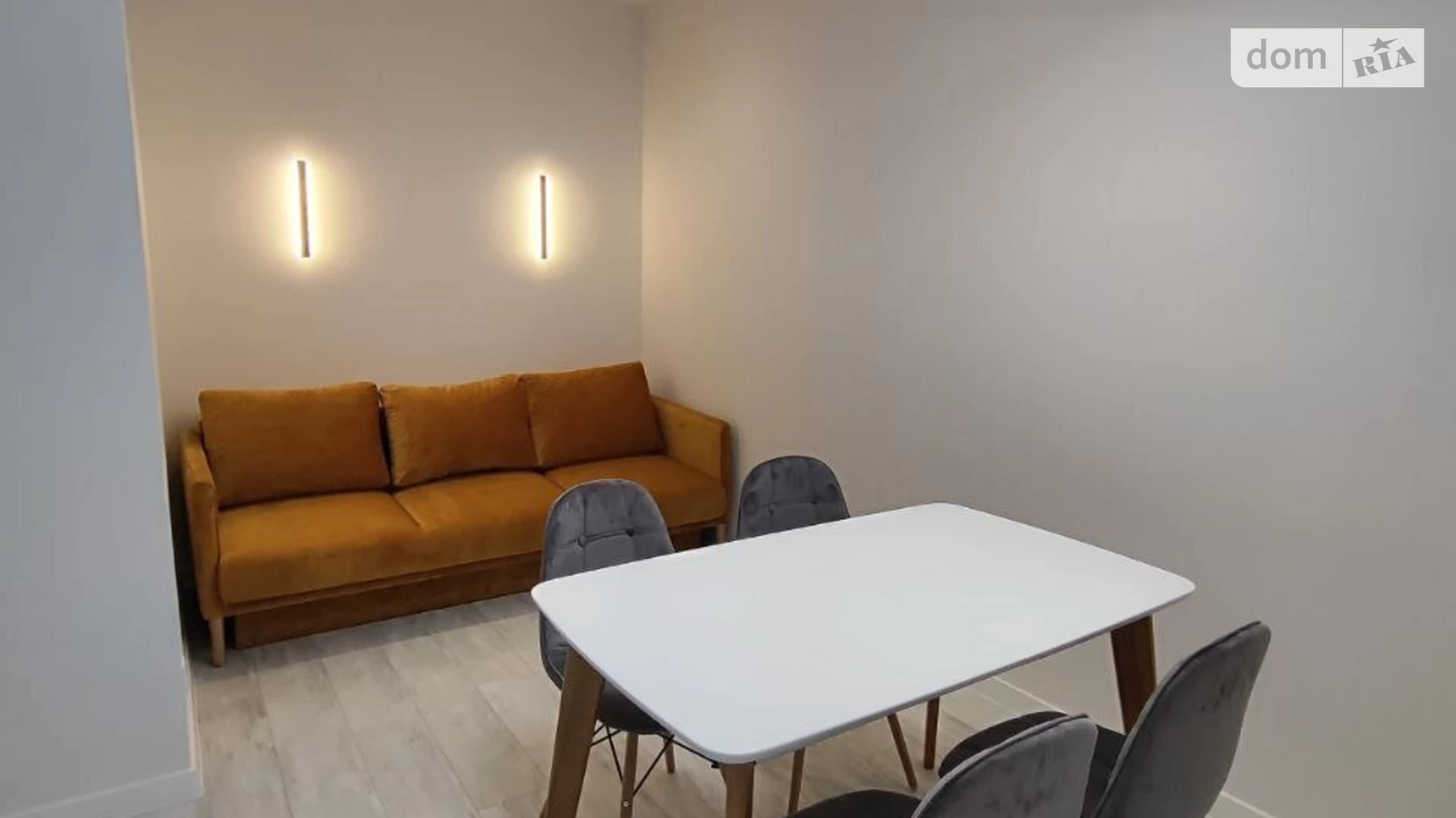 Продается 2-комнатная квартира 42 кв. м в Лиманке, ул. Жемчужная, 12 - фото 2