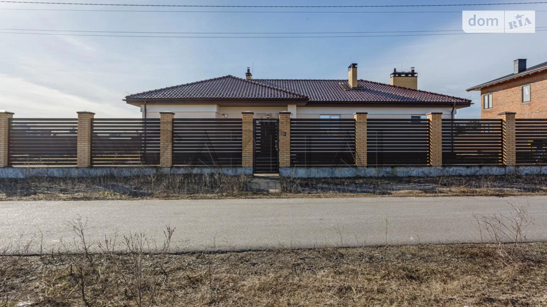 Продается одноэтажный дом 190 кв. м с гаражом, цена: 270000 $ - фото 5