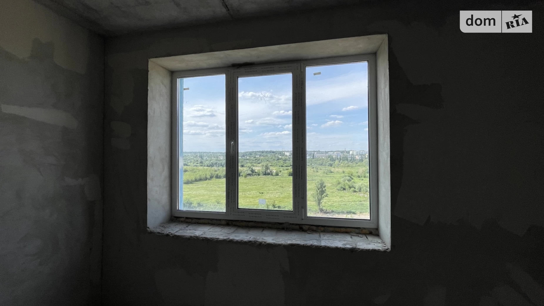 Продается 3-комнатная квартира 75 кв. м в Ирпене, ул. Николая Сингаевского(Новооскольская), 16 - фото 2