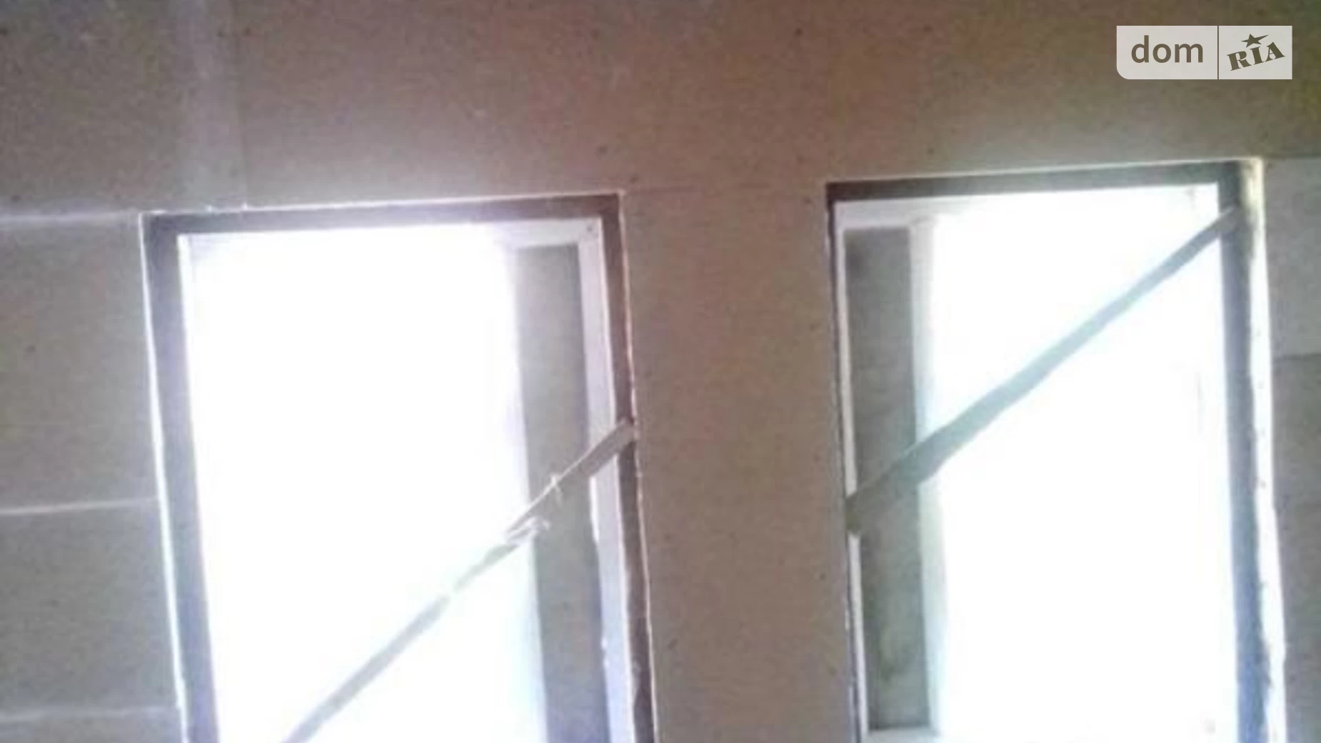 Продается дом на 2 этажа 88 кв. м с гаражом, цена: 10500 $ - фото 3