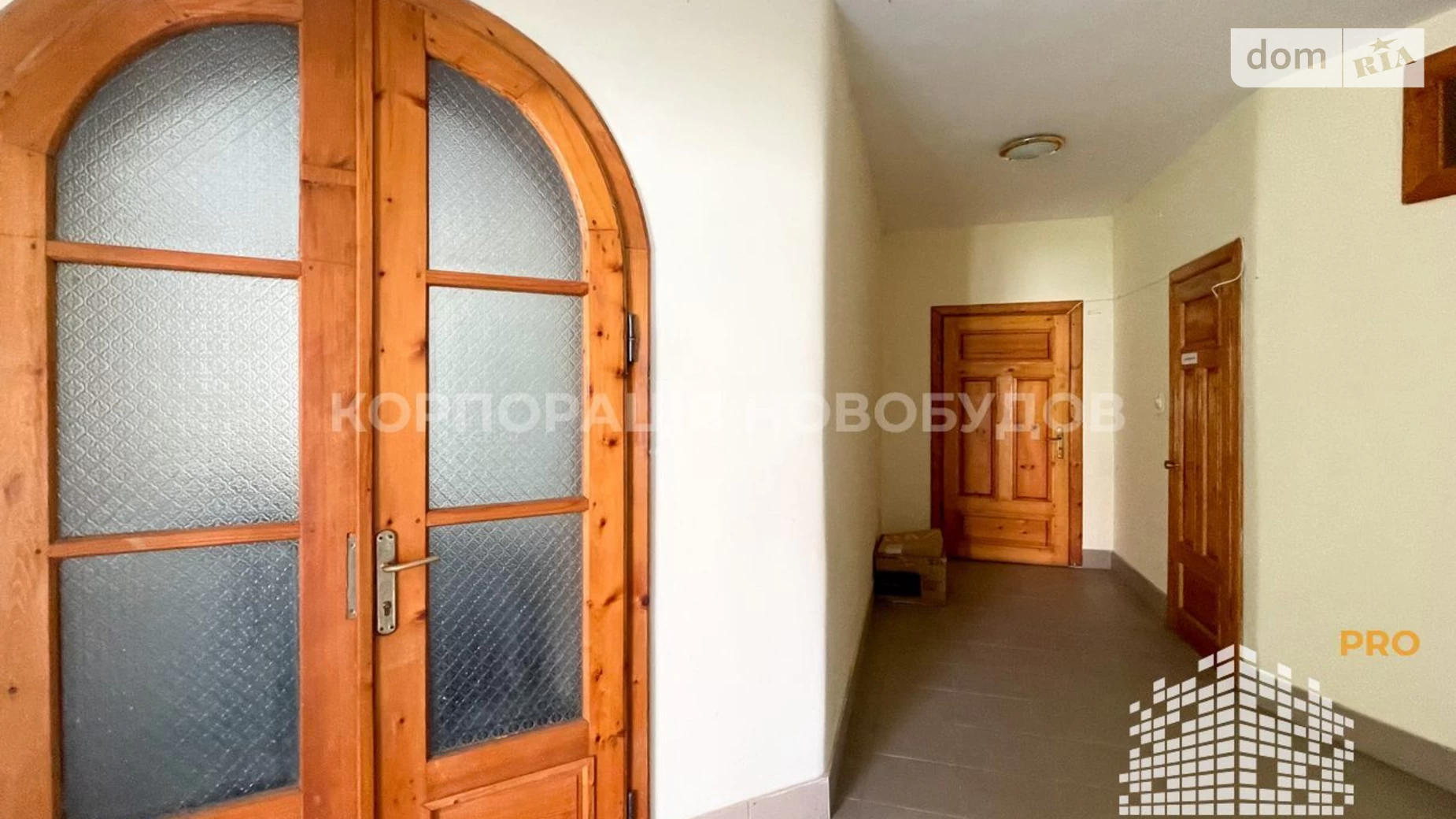 Здається в оренду офіс 219.8 кв. м в бізнес-центрі, цена: 2198 $ - фото 3
