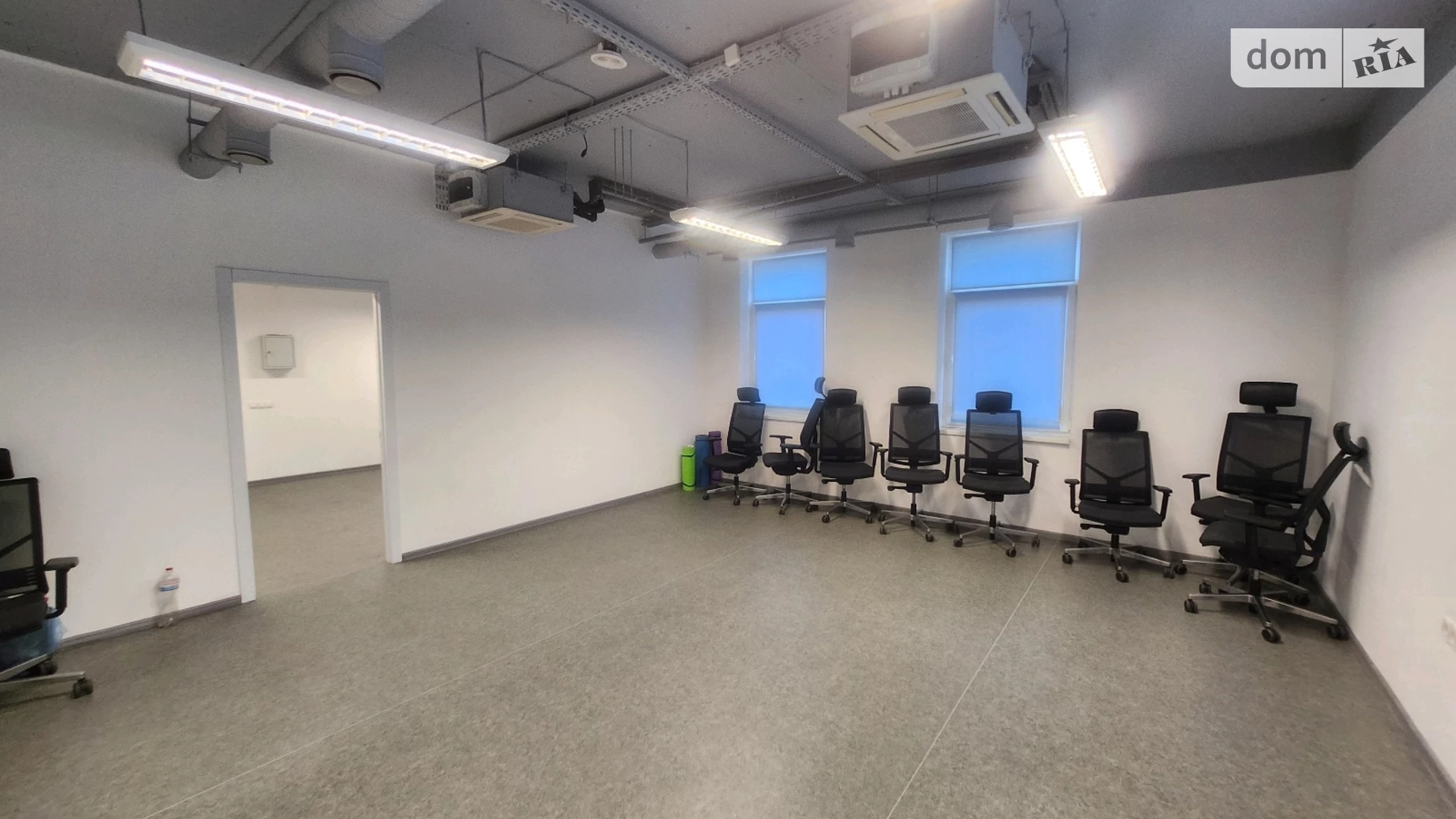 Здається в оренду офіс 58 кв. м в бізнес-центрі, цена: 695 $ - фото 2
