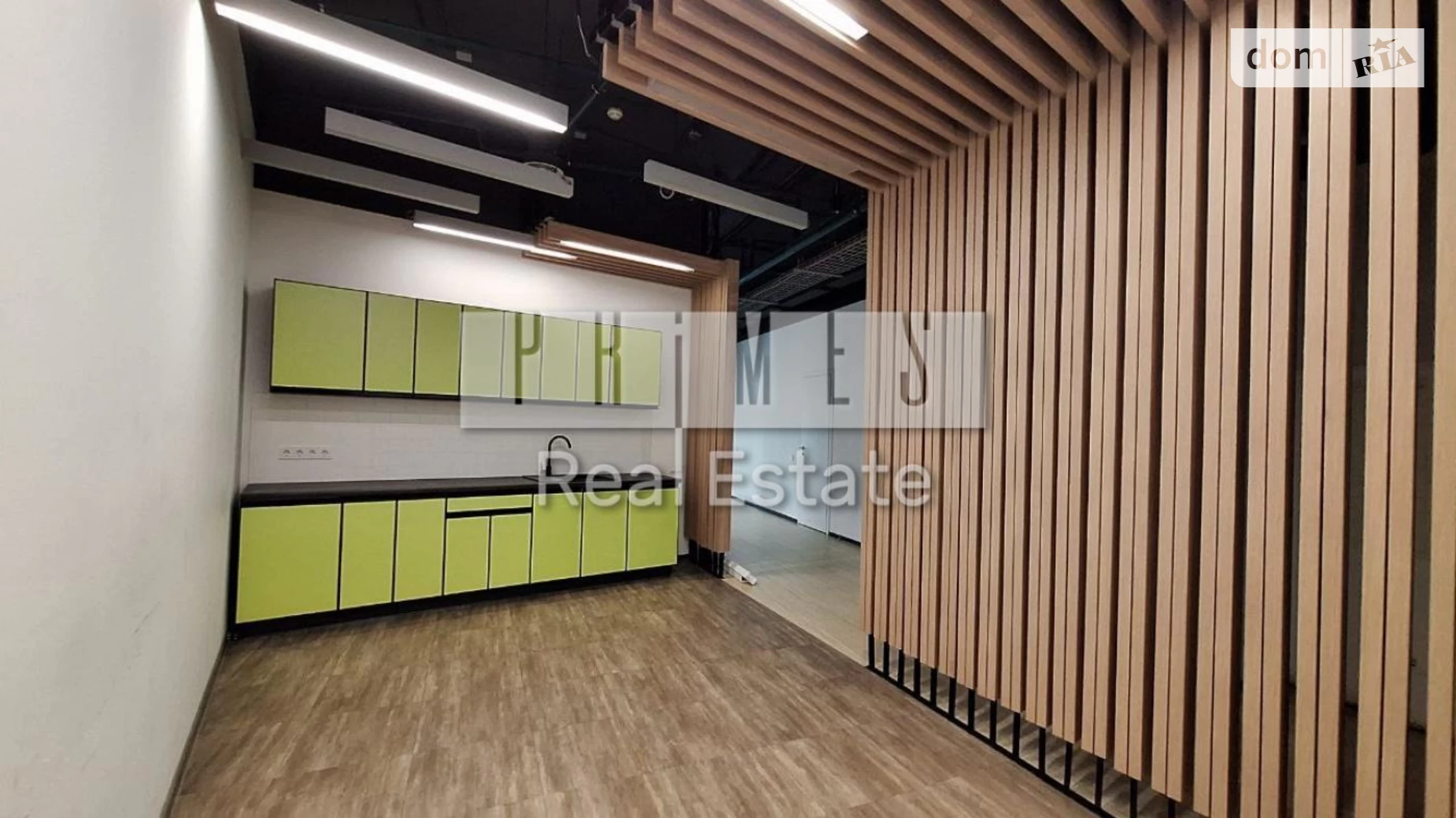 Сдается в аренду офис 733 кв. м в бизнес-центре, цена: 19335 $ - фото 2