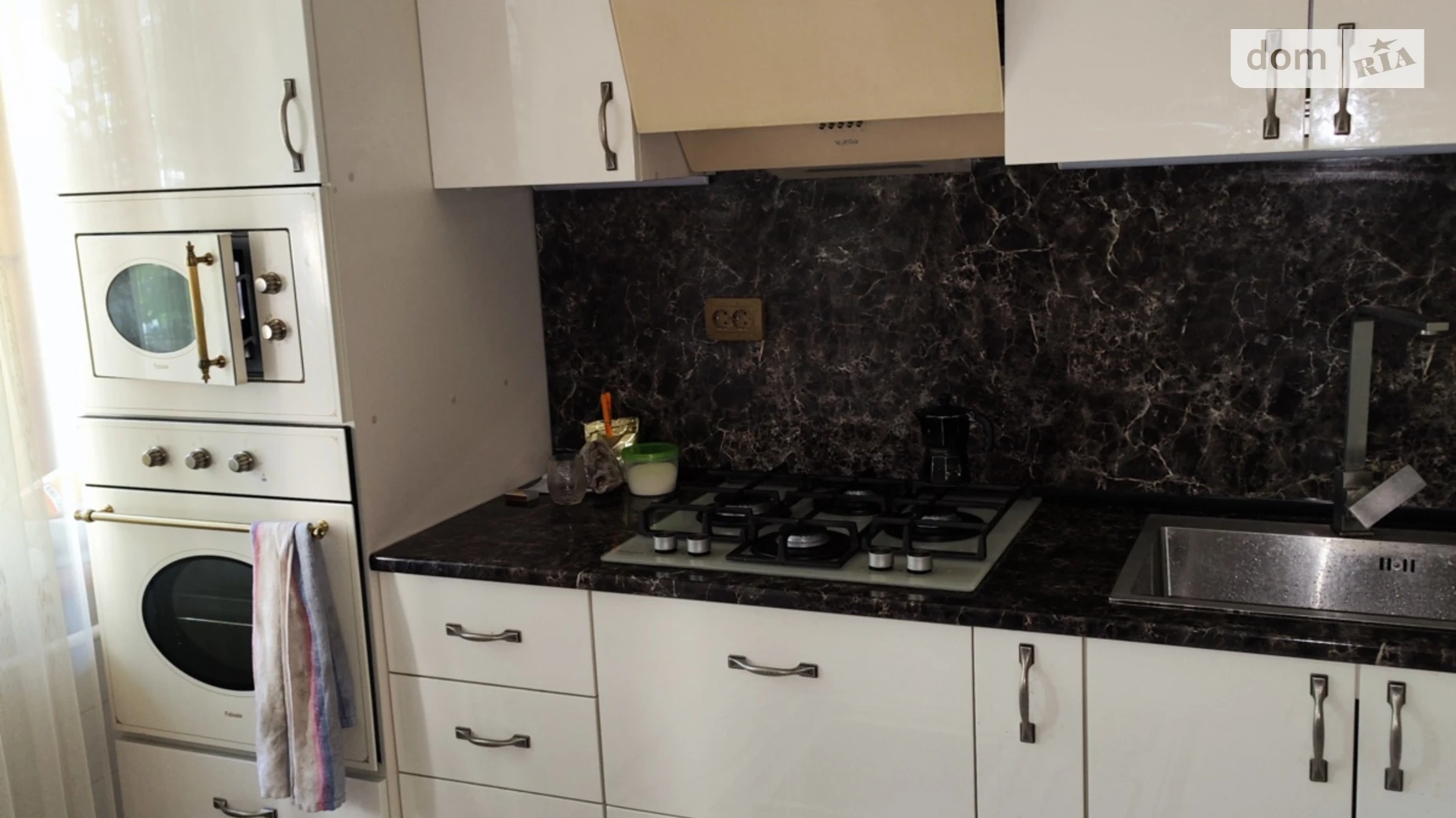 Продается 4-комнатная квартира 98.6 кв. м в Черновцах, ул. Южно-Окружная, 11 - фото 2