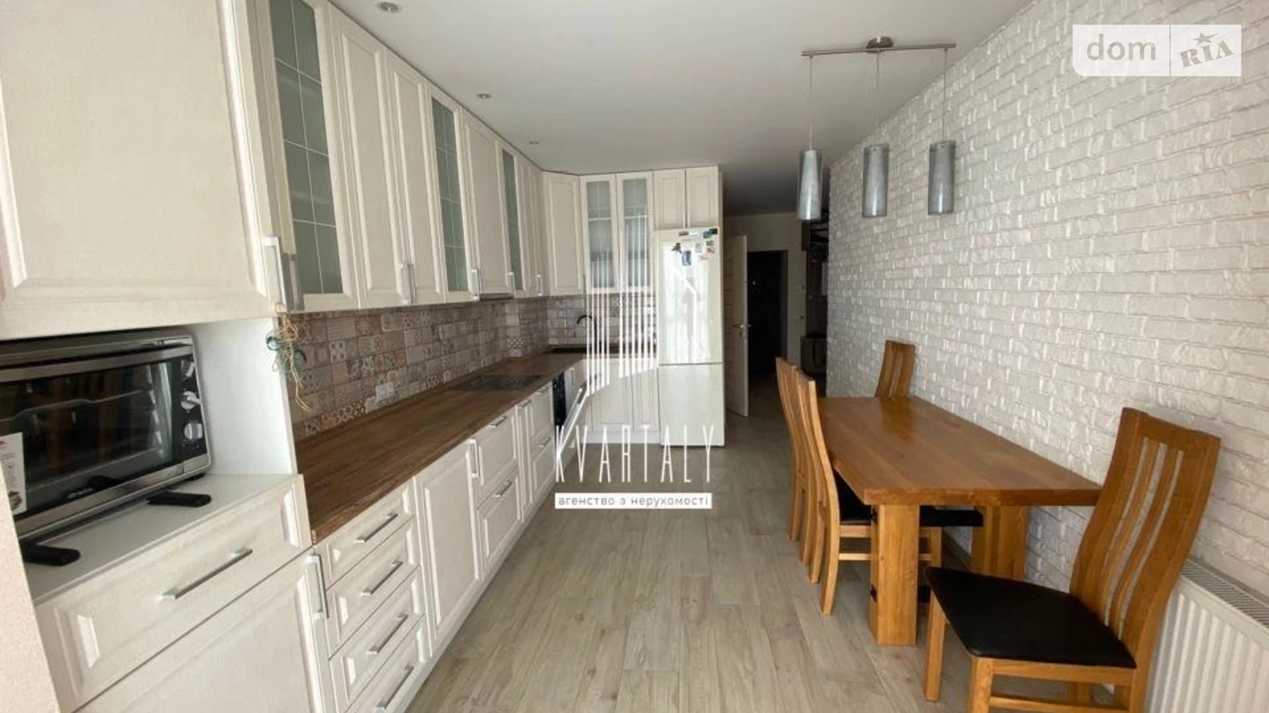 Продается 2-комнатная квартира 77 кв. м в Киеве, ул. Бориспольская, 23А - фото 2