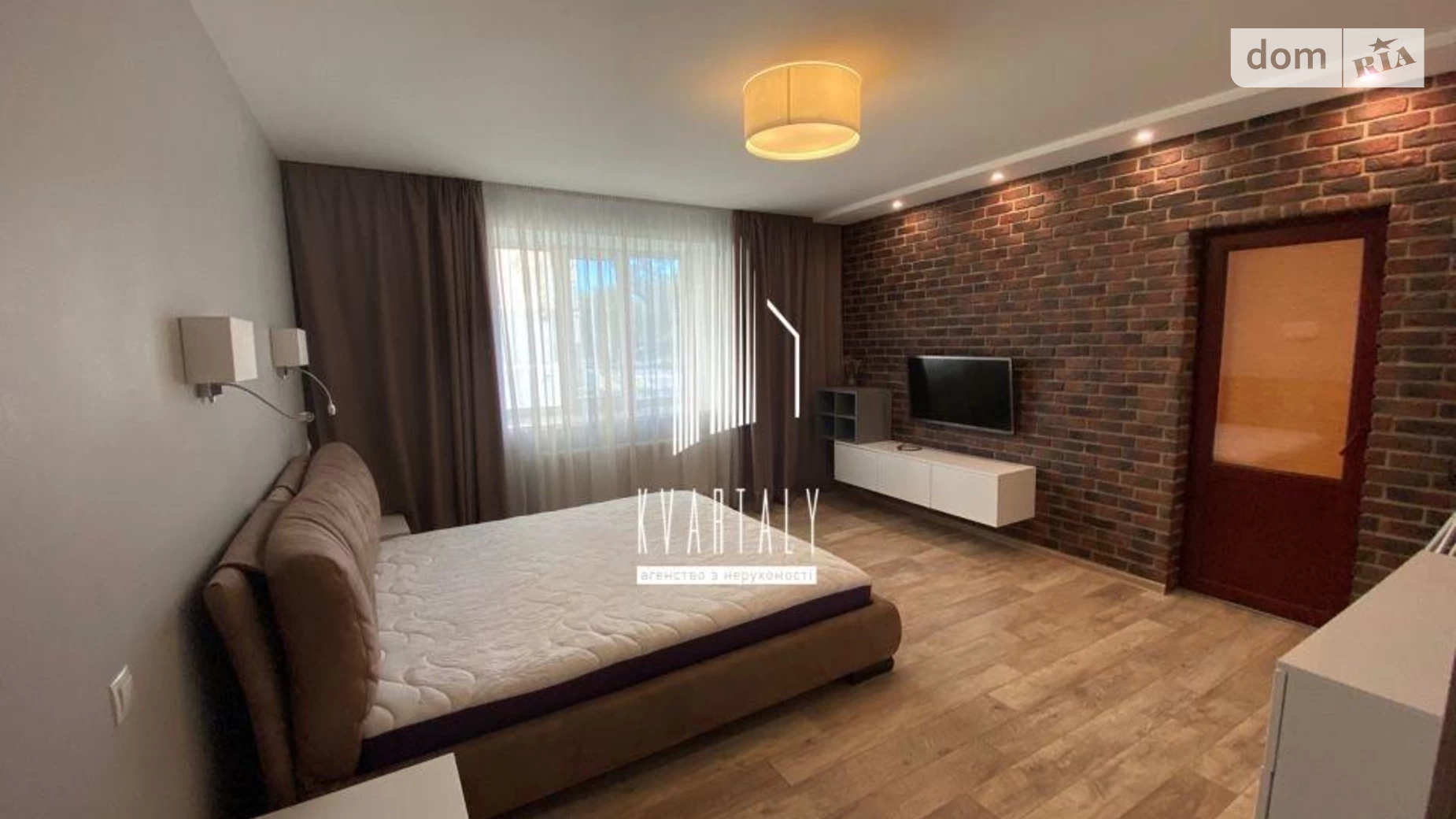 Продается 2-комнатная квартира 77 кв. м в Киеве, ул. Бориспольская, 23А - фото 3