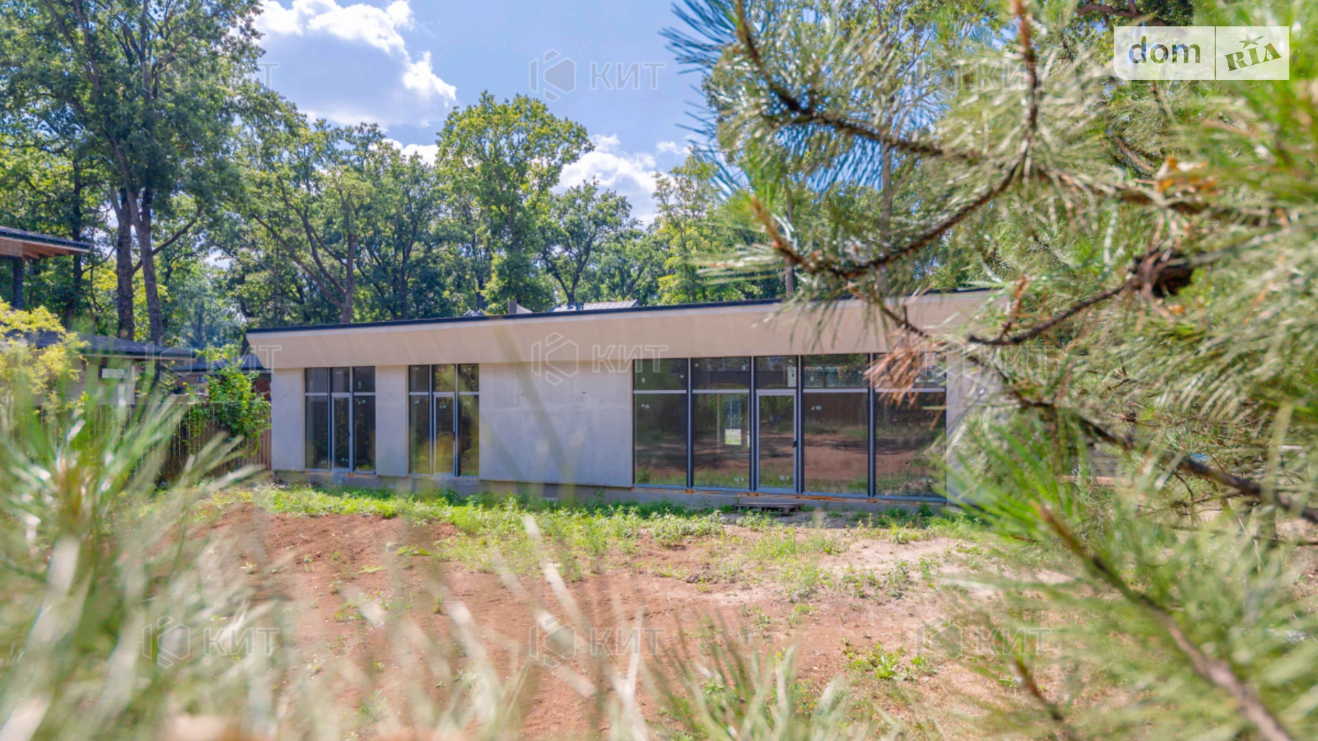 Продается одноэтажный дом 165 кв. м с камином, цена: 150000 $ - фото 2