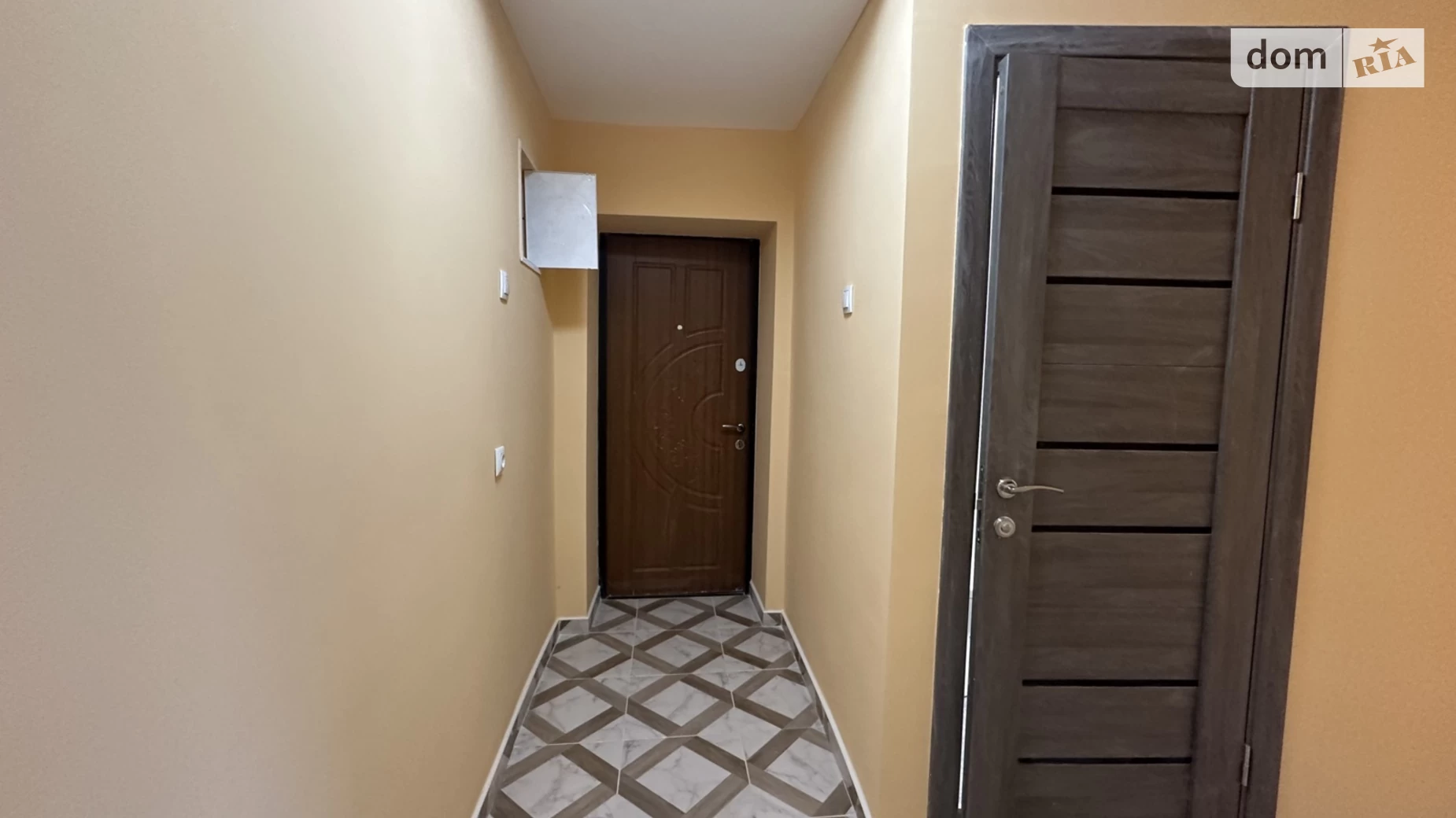 Продається 2-кімнатна квартира 39.9 кв. м у Чопі, просп. Залізничників - фото 5