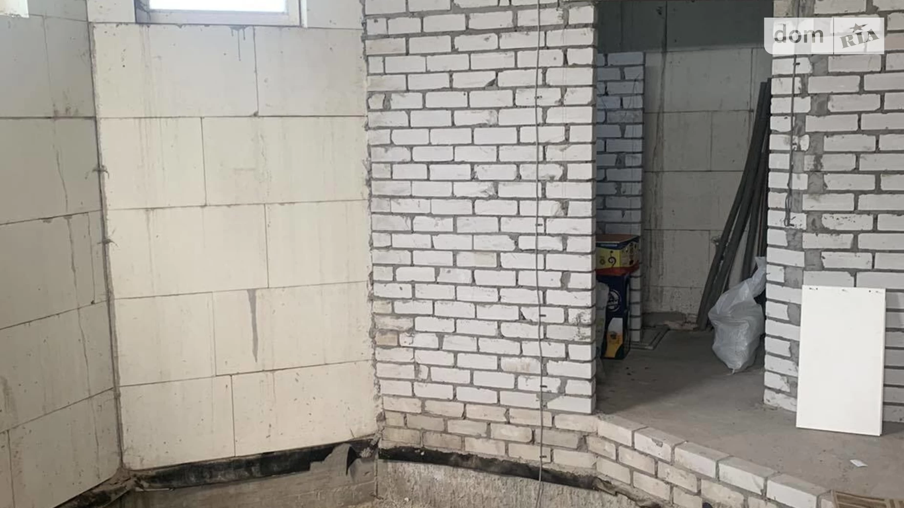 Продается дом на 2 этажа 393 кв. м с гаражом, цена: 200000 $ - фото 3