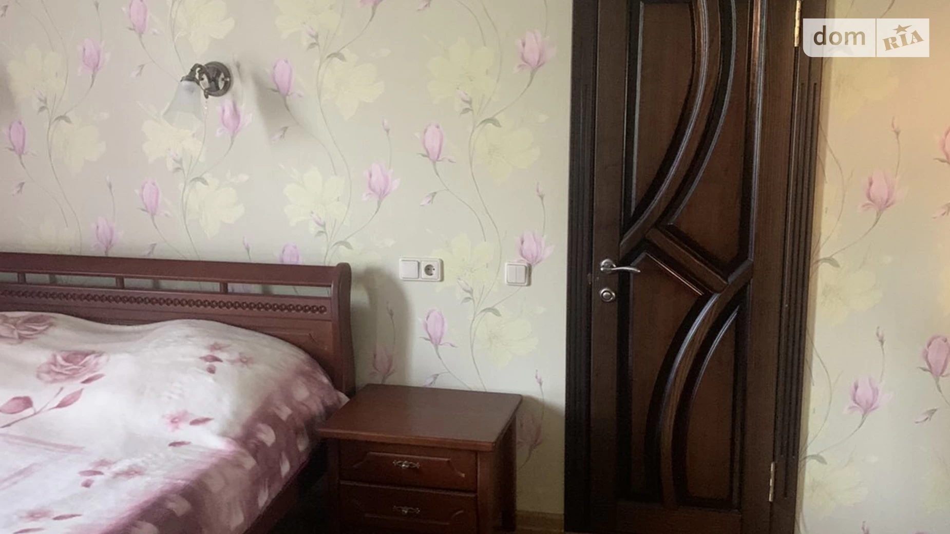 Продается дом на 2 этажа 393 кв. м с гаражом, цена: 200000 $ - фото 5