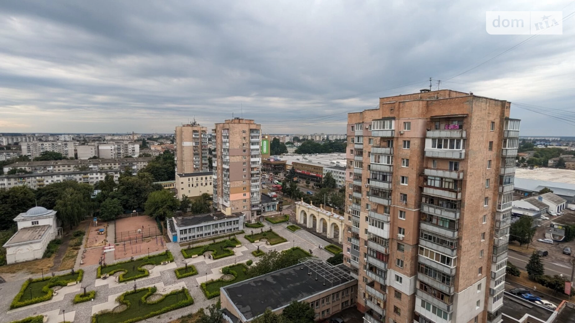 Продається 2-кімнатна квартира 73.5 кв. м у Житомирі, Мистецькі Ворота майд., 9А - фото 4