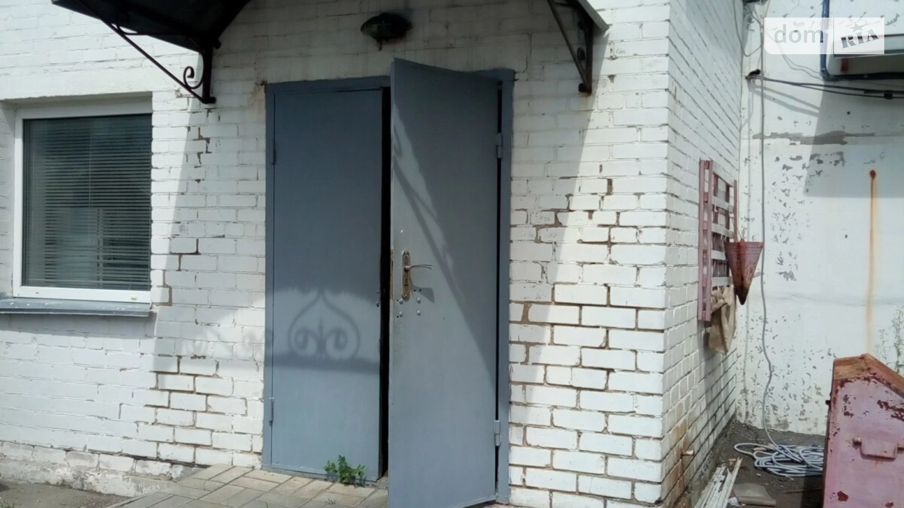Продается объект сферы услуг 1000 кв. м в 2-этажном здании, цена: 305000 $ - фото 2