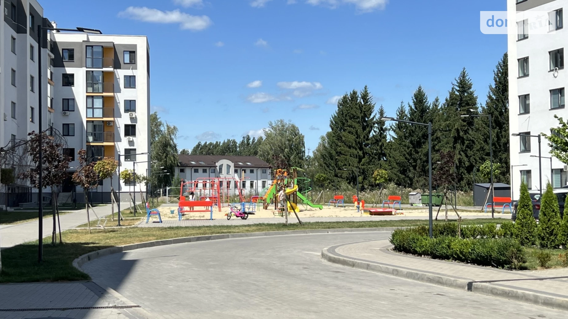 Продається 2-кімнатна квартира 73 кв. м у Березині, вул. Райдужна - фото 3