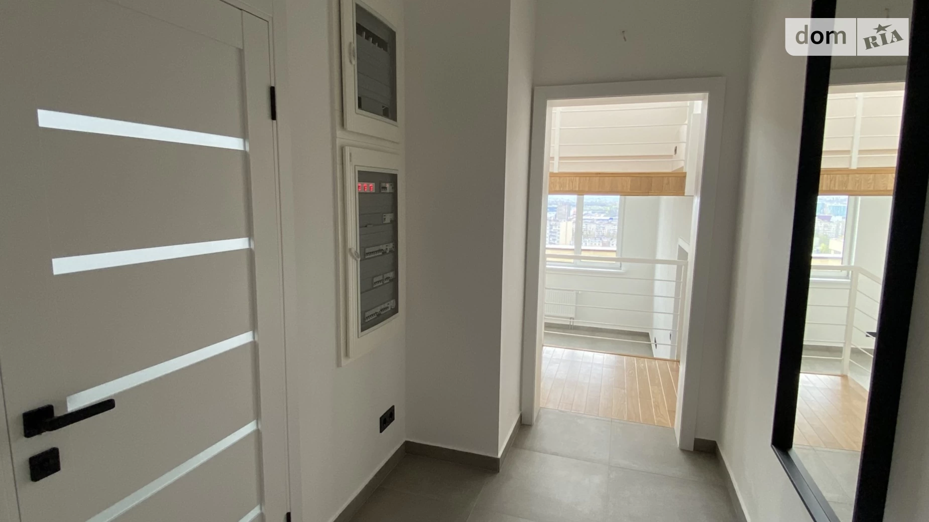Сдается в аренду офис 124 кв. м в бизнес-центре, цена: 1100 $ - фото 3