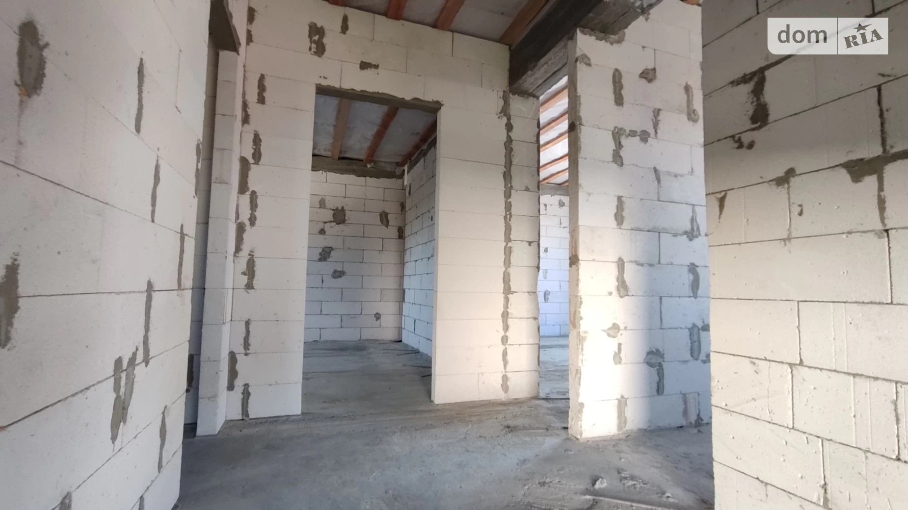 Продается дом на 2 этажа 121 кв. м с бассейном, цена: 119000 $ - фото 5