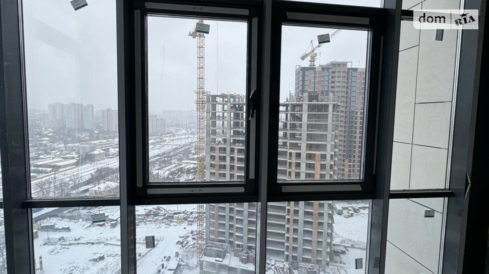 Продається 3-кімнатна квартира 109 кв. м у Києві, вул. Андрія Верхогляда(Драгомирова) - фото 5