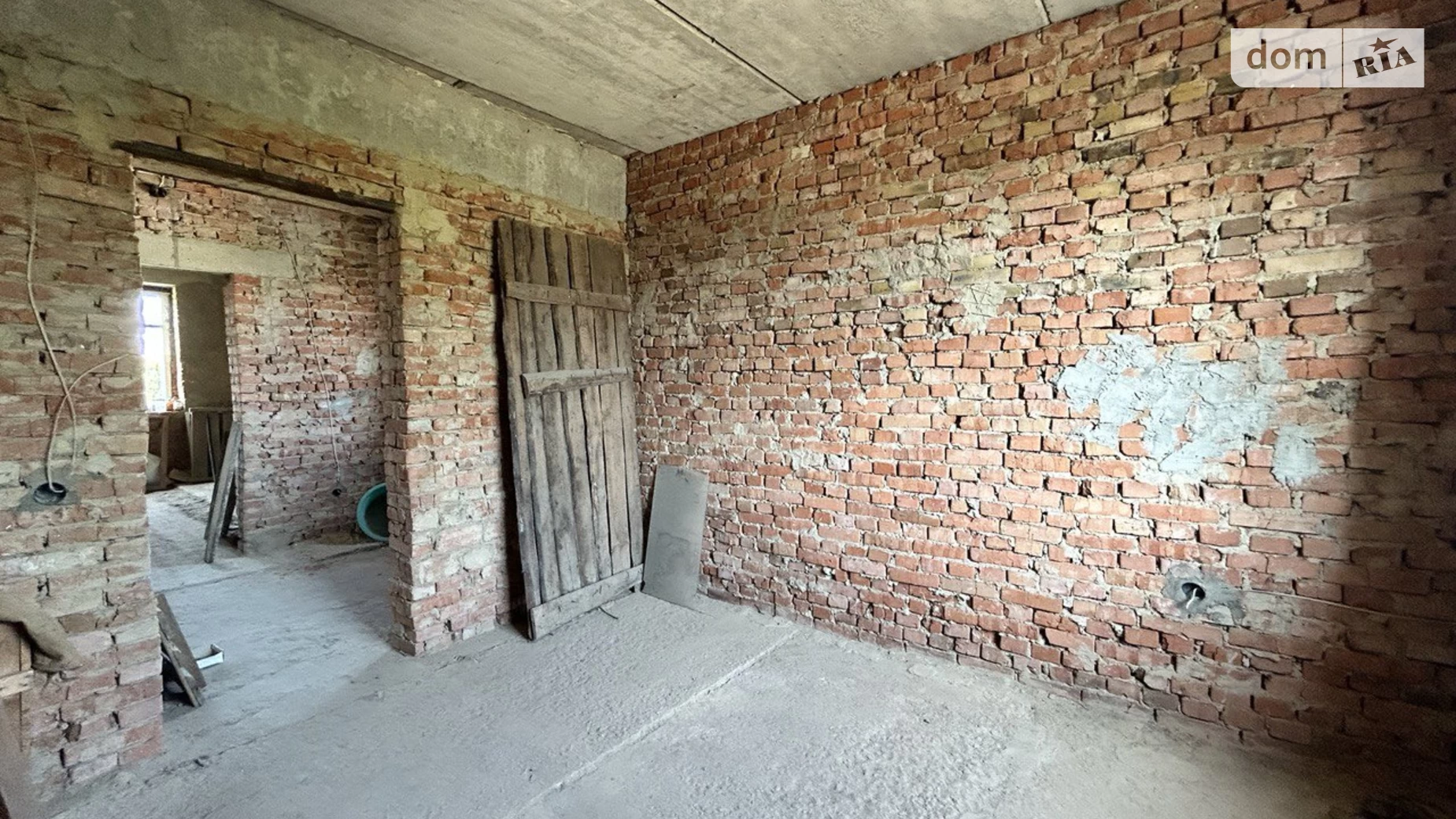 Продается дом на 2 этажа 235 кв. м с подвалом, цена: 85000 $ - фото 5