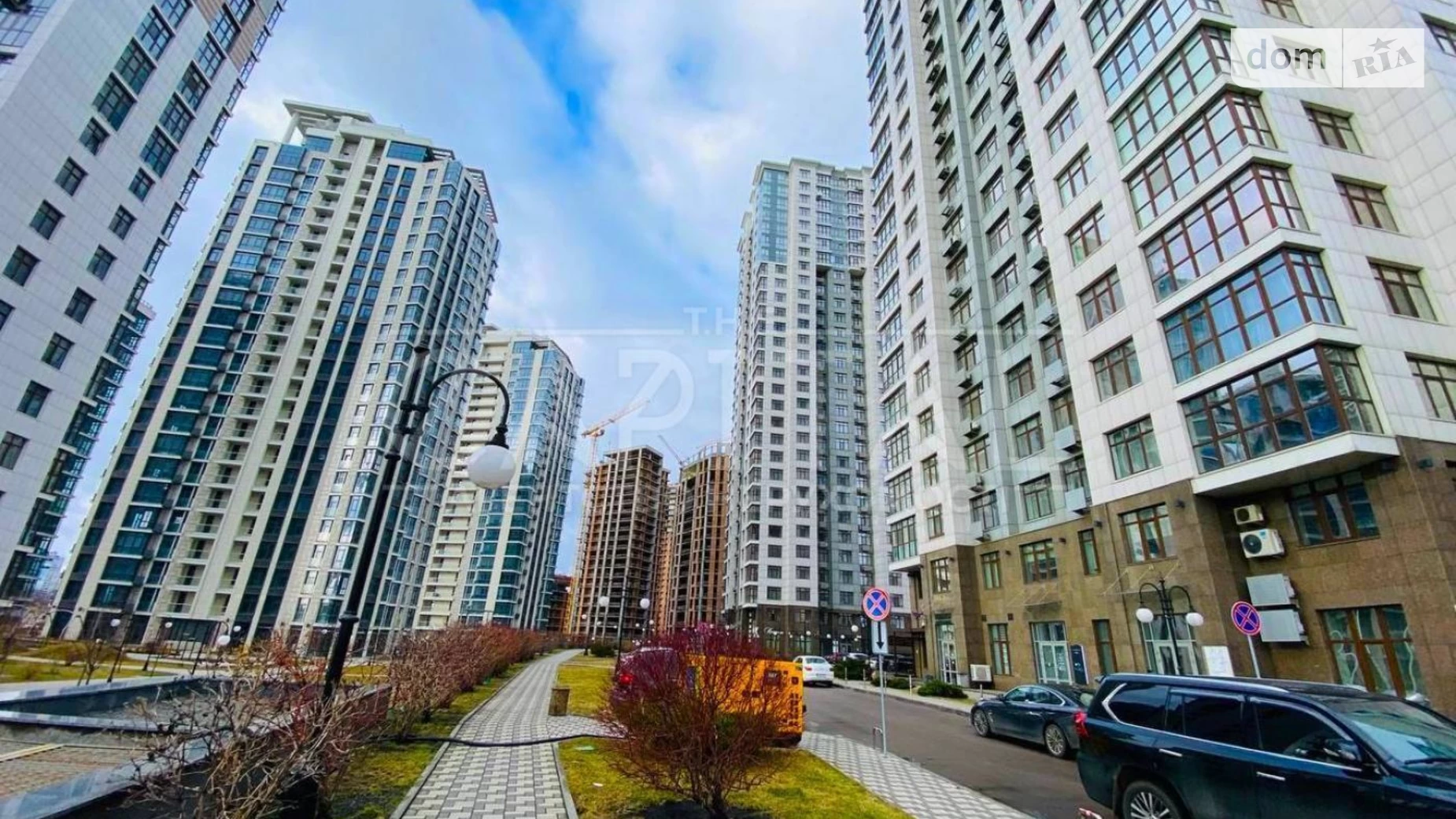 Продається 5-кімнатна квартира 202 кв. м у Києві, вул. Андрія Верхогляда(Драгомирова), 19А - фото 3