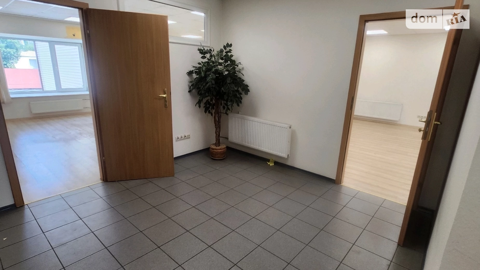 Сдается в аренду офис 167 кв. м в бизнес-центре, цена: 60120 грн - фото 3
