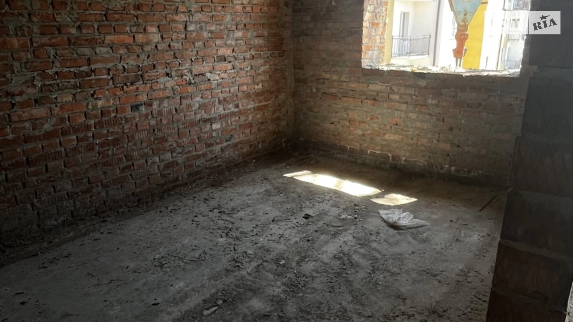 Продается 1-комнатная квартира 41 кв. м в Ивано-Франковске, ул. Урожайная - фото 3