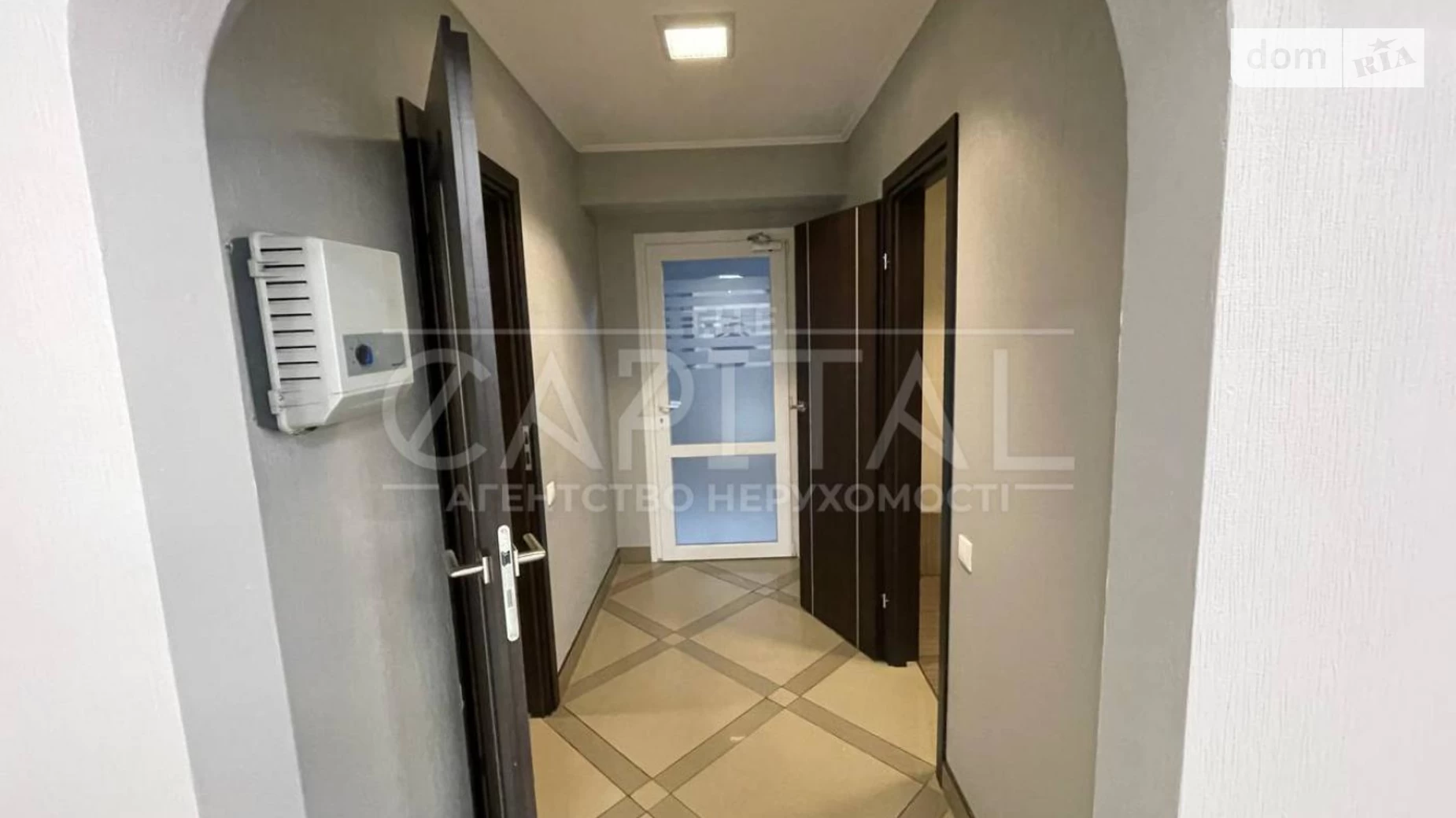 Сдается в аренду офис 363 кв. м в бизнес-центре, цена: 3000 $ - фото 5
