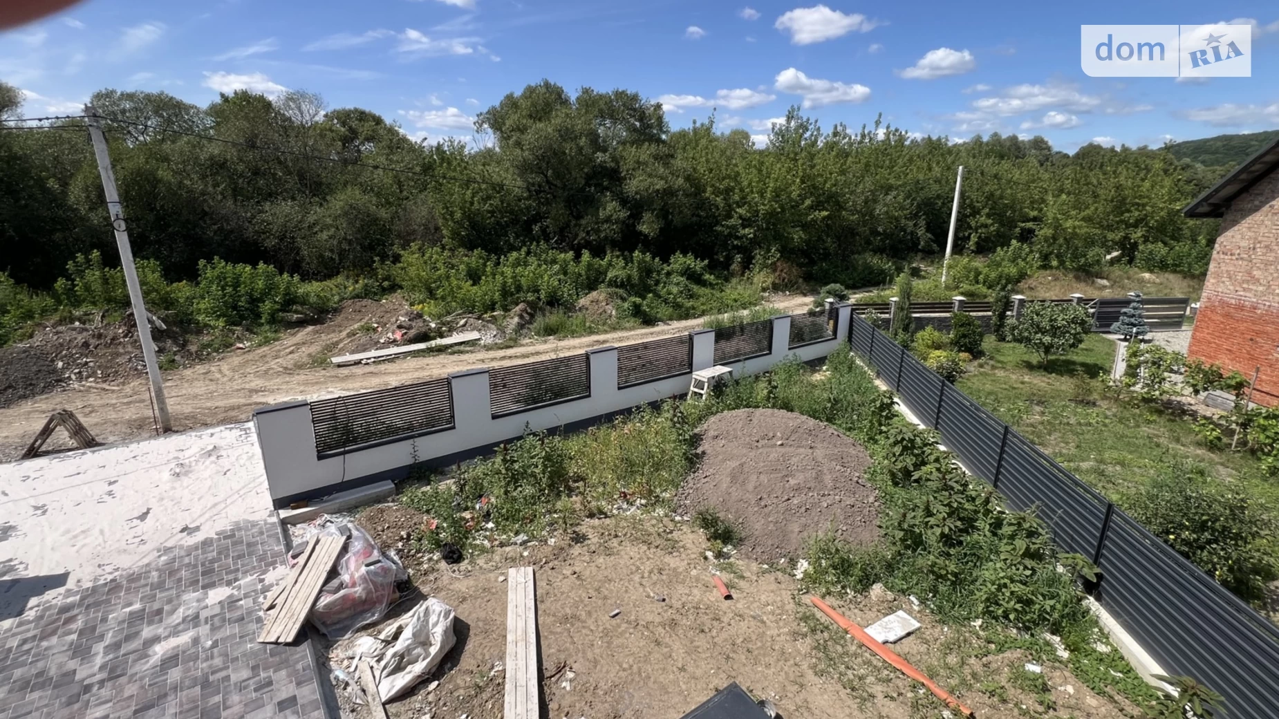 Продается дом на 2 этажа 128 кв. м с садом, цена: 120000 $ - фото 2