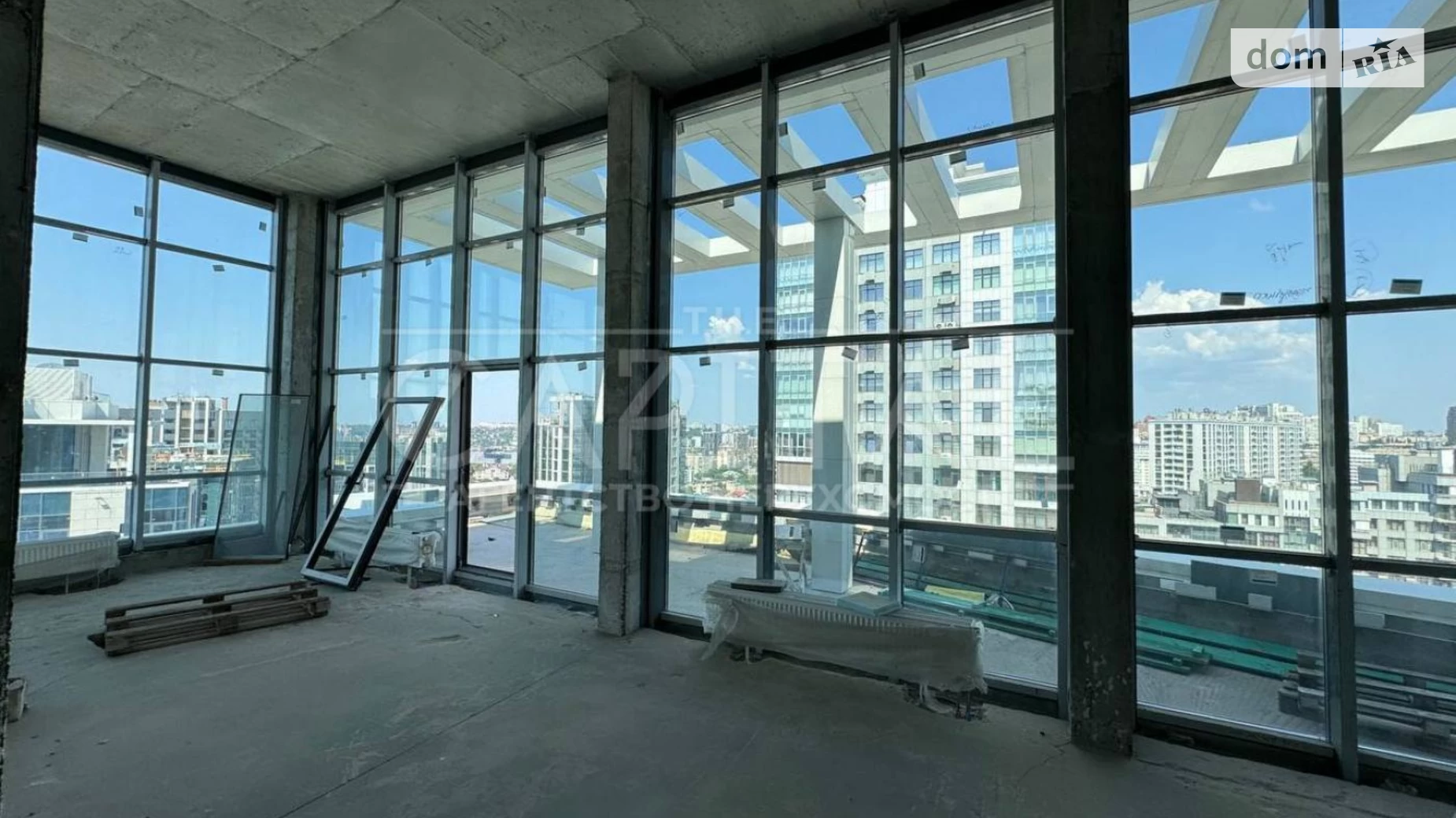 Продается 5-комнатная квартира 268 кв. м в Киеве - фото 2