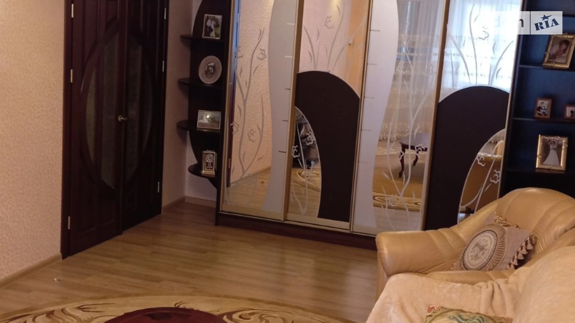 Продается 3-комнатная квартира 105.6 кв. м в Святопетровское, ул. Тепличная, 38 - фото 3